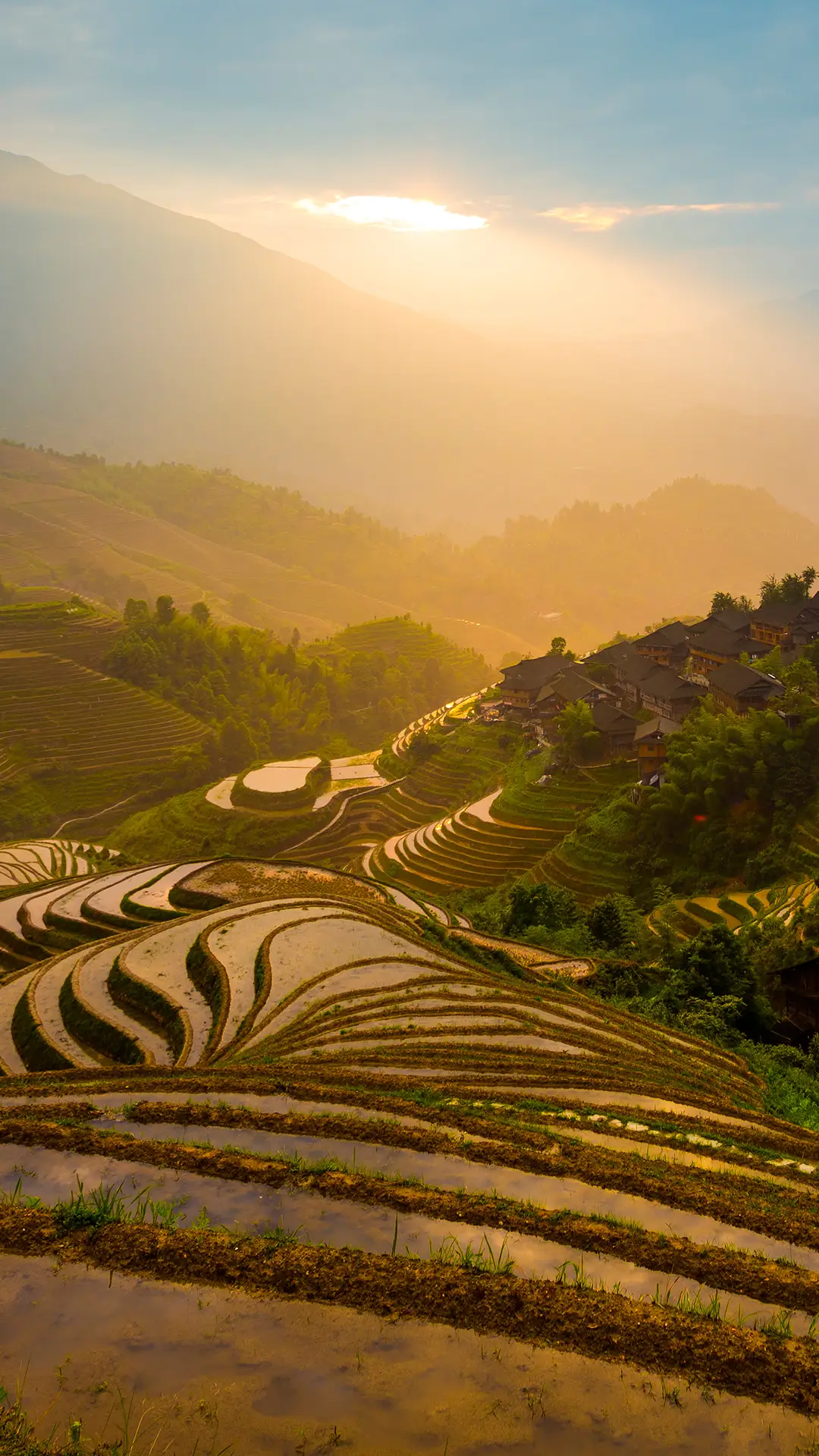 气势恢弘的龙脊梯田