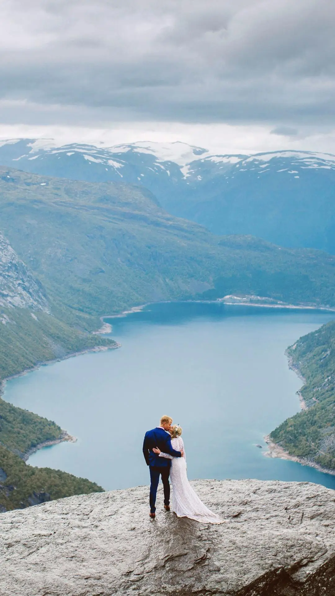为爱潇洒走天涯
