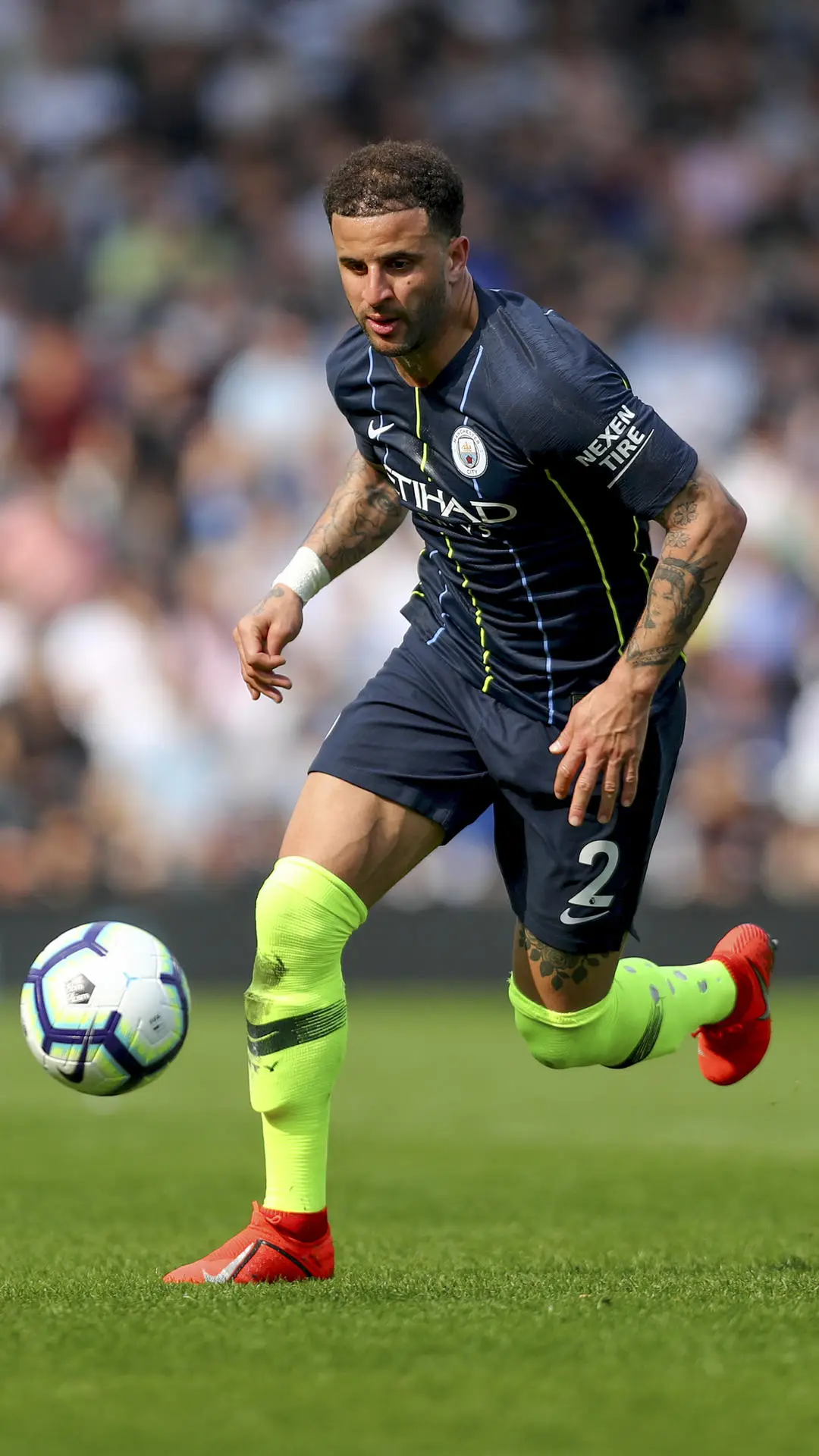 曼城后防核心沃克