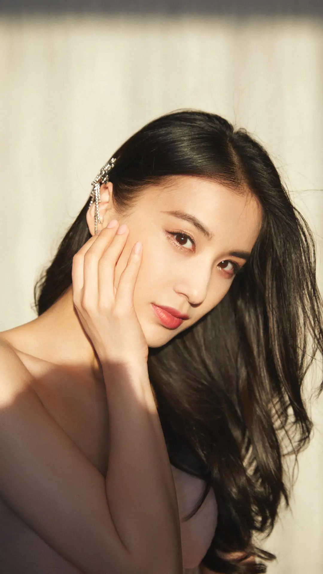 不一样的黄圣依