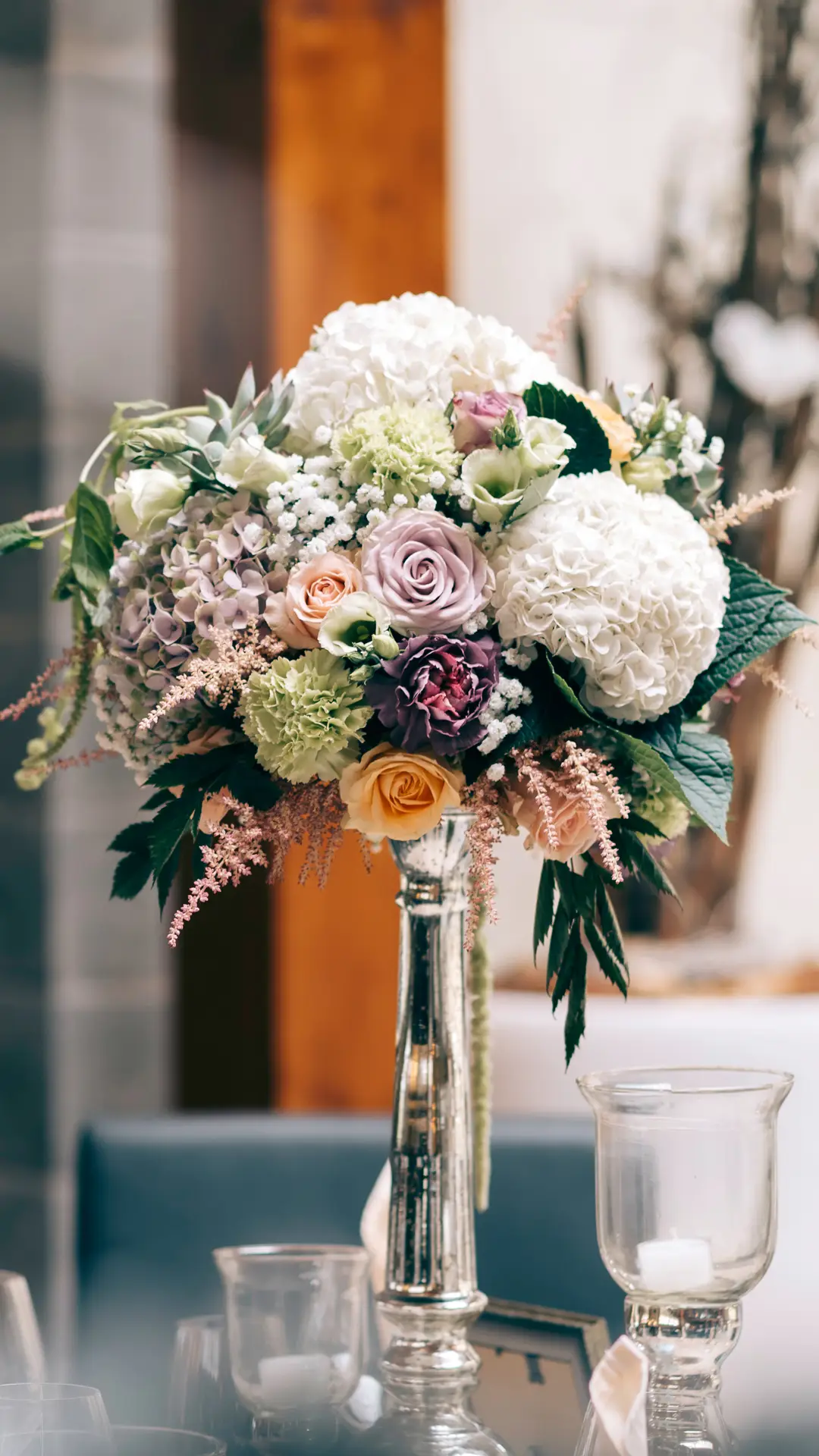 精美的瓶插花 - Screenshot 1