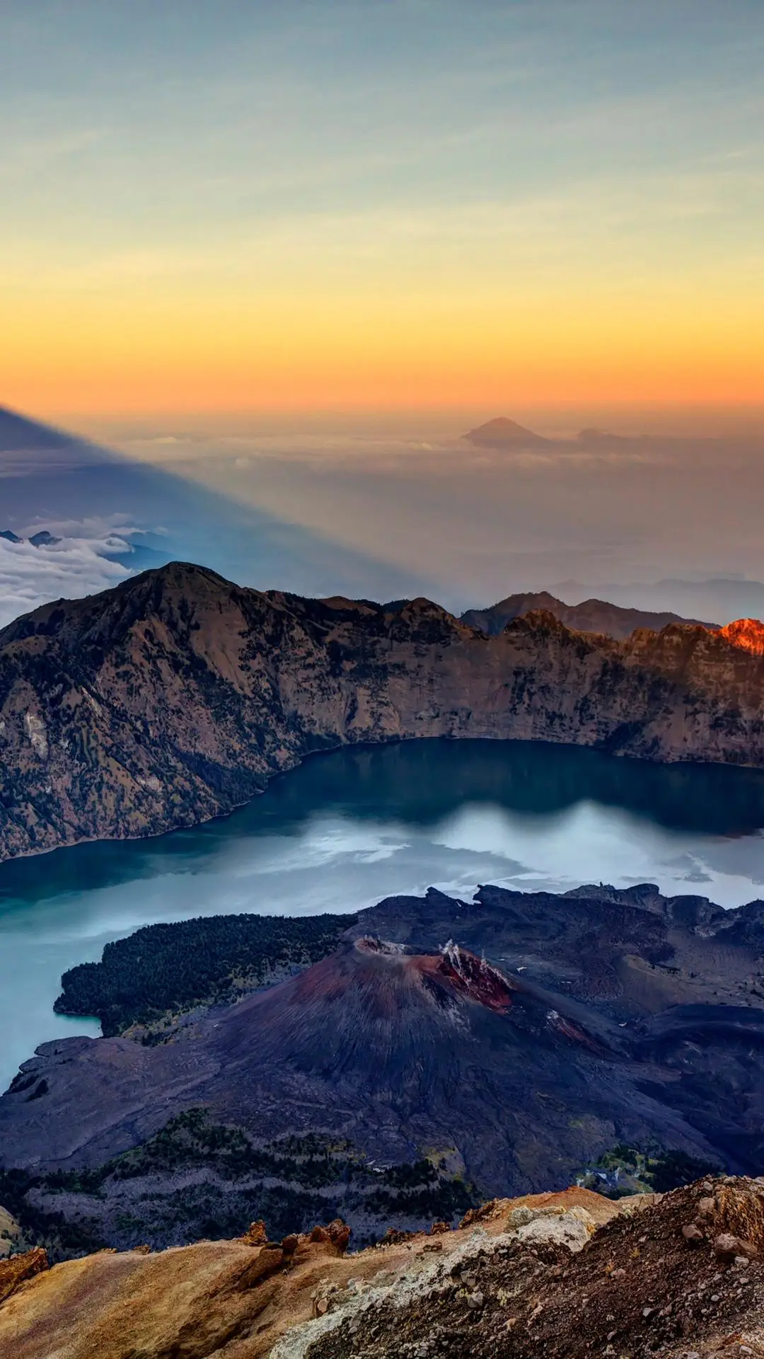 火山湖中有生命吗