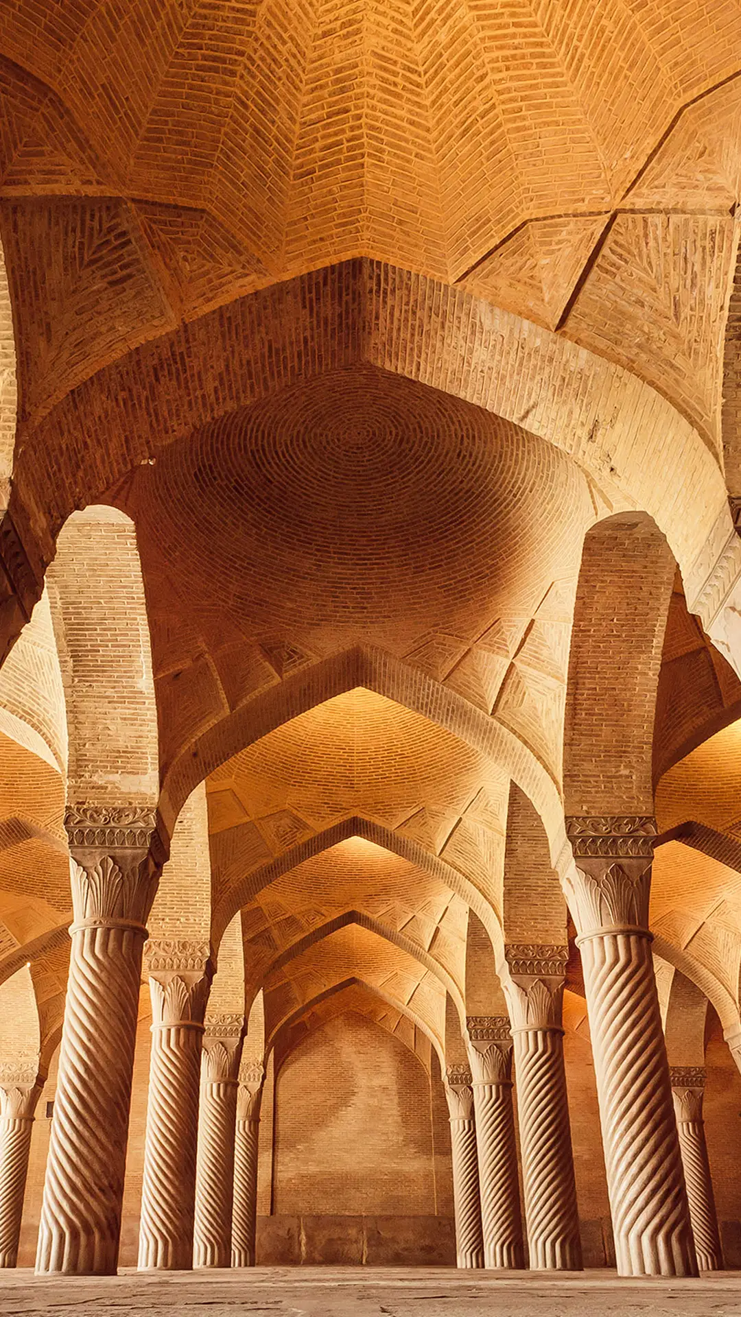 棱角尚存的伊朗