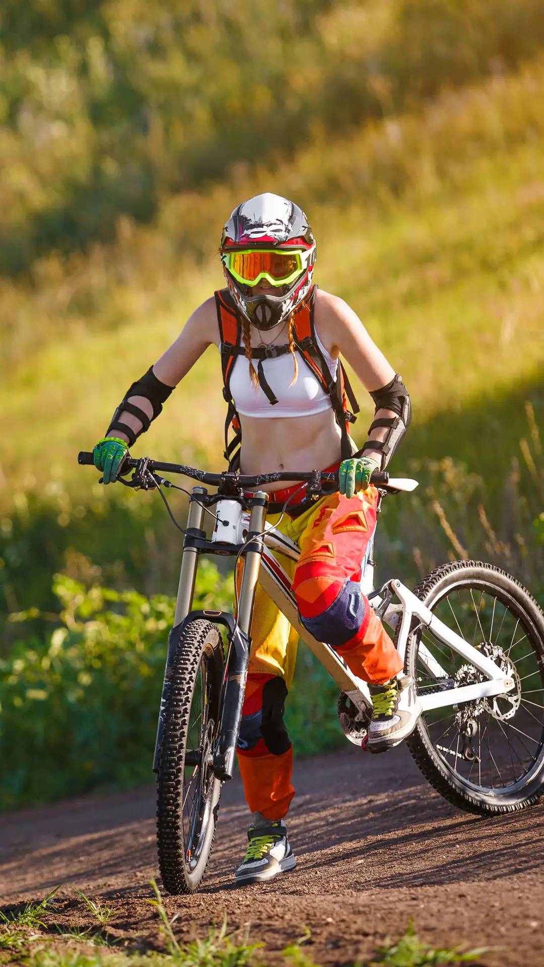 低碳出行-锐景创意