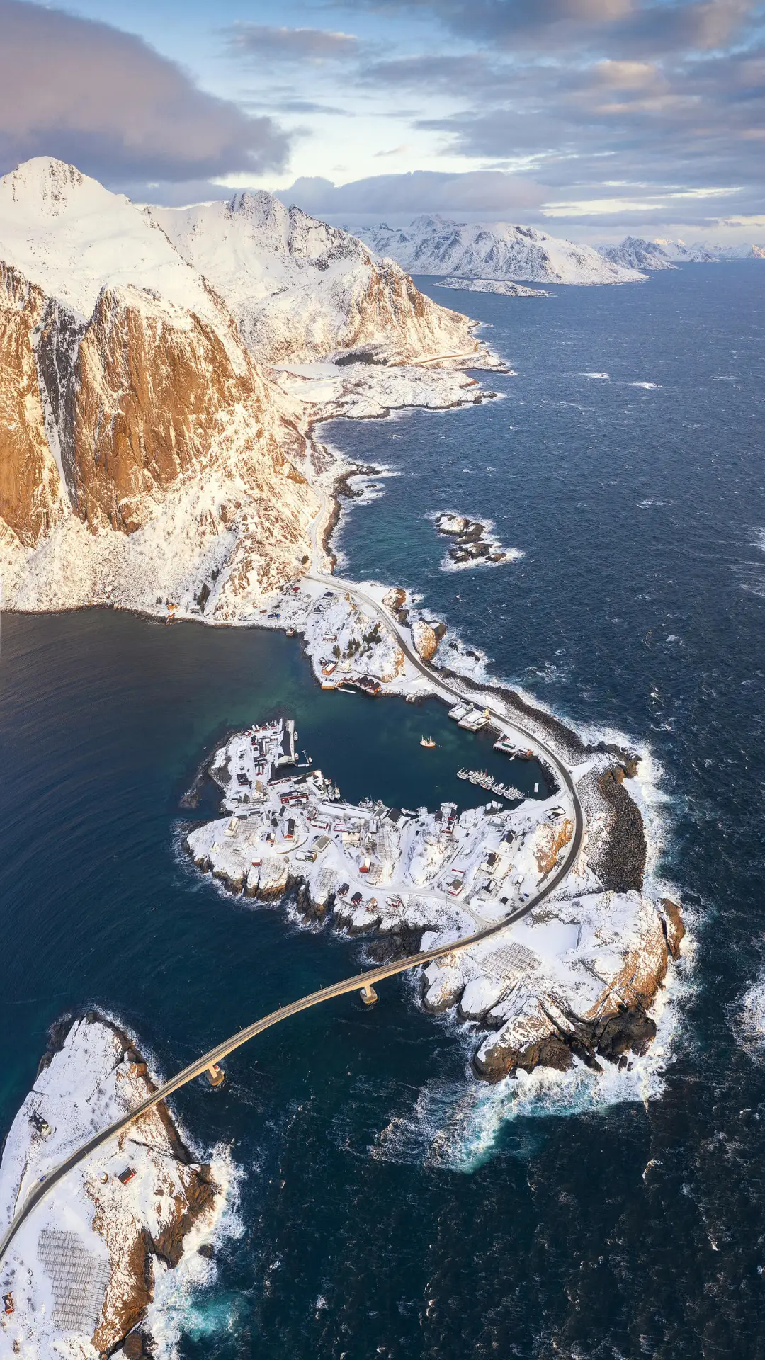 一个矛盾而神奇的国度 - Screenshot 1